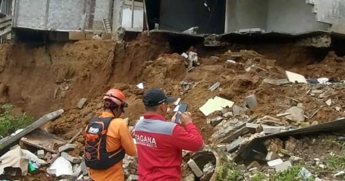 Gerak Cepat Pemkab Bogor Tangani Longsor Cimangurang, Warga Dievakuasi Kurang dari 2 Jam