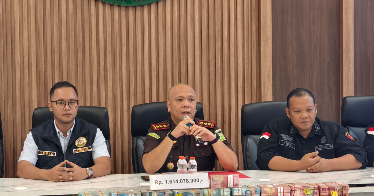 Kejari Kotabaru Kembalikan Uang Korupsi Rp6,5 Miliar ke BRI, Kasus Terpidana Selvie Metty