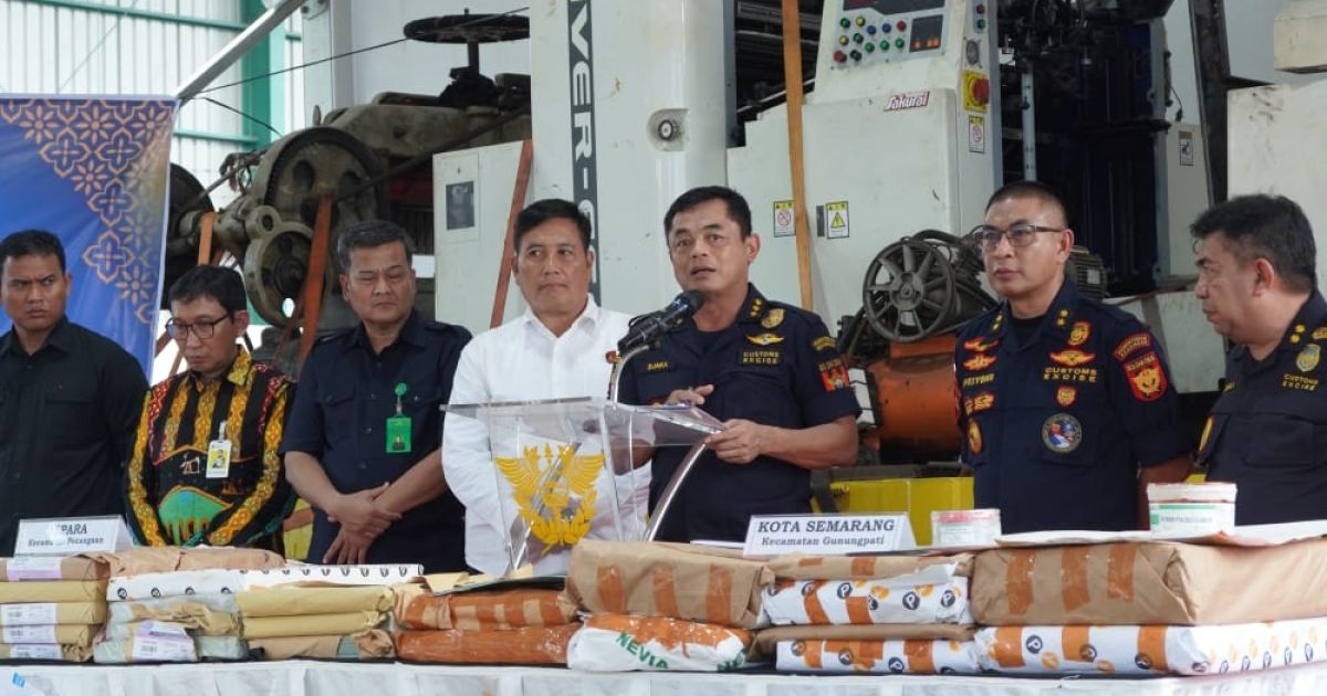Bea Cukai Bongkar Sindikat Pita Cukai Palsu, Kerugian Negara Rp570 Miliar.