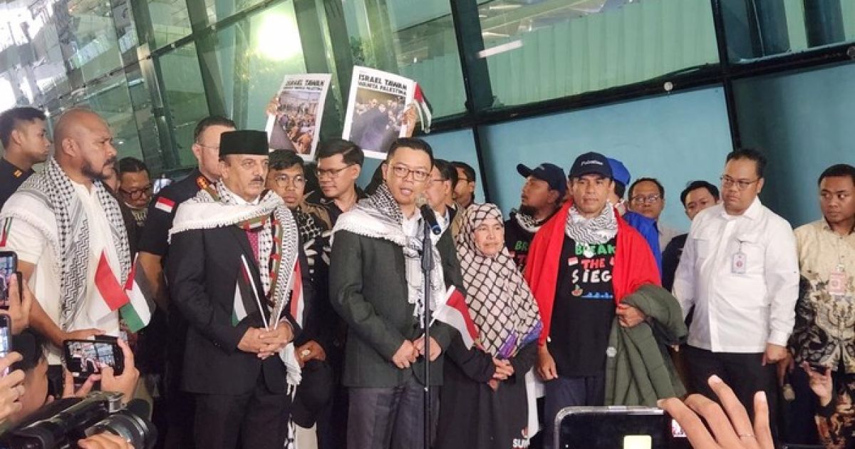 Menlu Sugiono Sambut Kepulangan 9 WNI Relawan Gaza, Ungkap Dugaan Penyiksaan oleh Israel