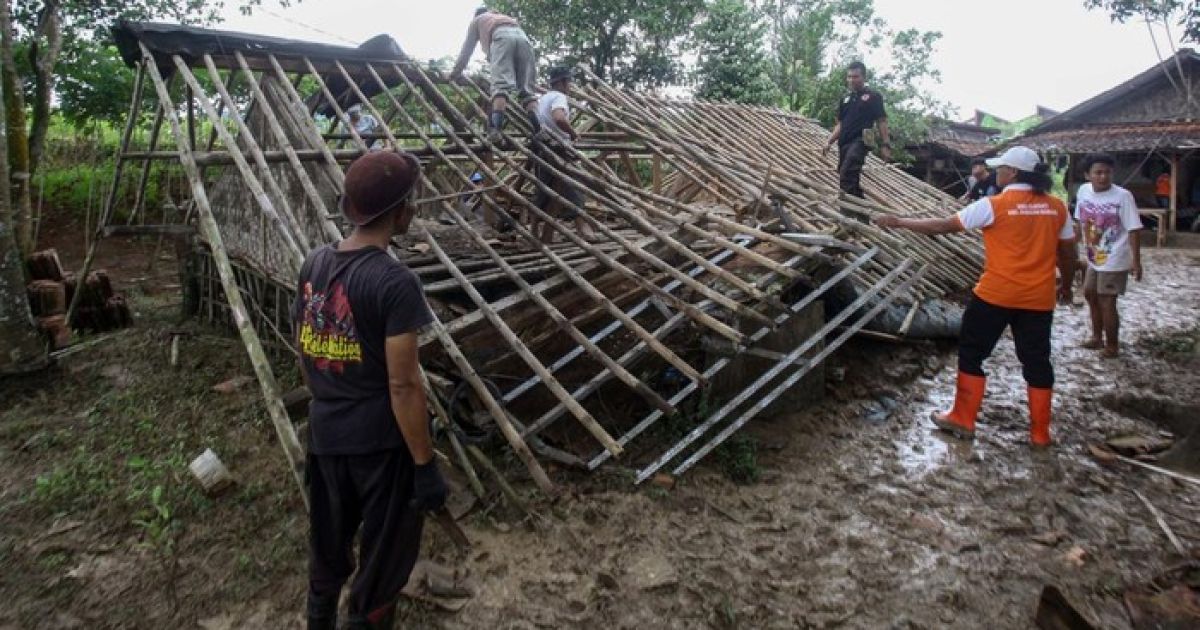Ratusan Rumah di Bogor Terendam Banjir dan Diterjang Angin Kencang, BPBD Catat 456 Warga Terdampak