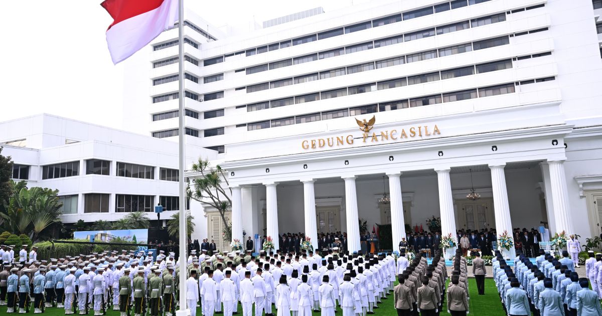 Panglima TNI Hadiri Upacara Hari Lahir Pancasila 2026 Bersama Presiden Prabowo di Gedung Pancasila