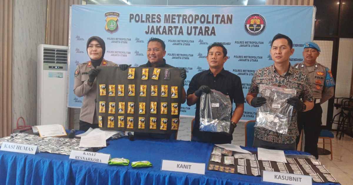 Polres Metro Jakarta Utara Bongkar Peredaran Obat Keras Daftar G Tanpa Izin Edar, Ribuan Butir Disita.