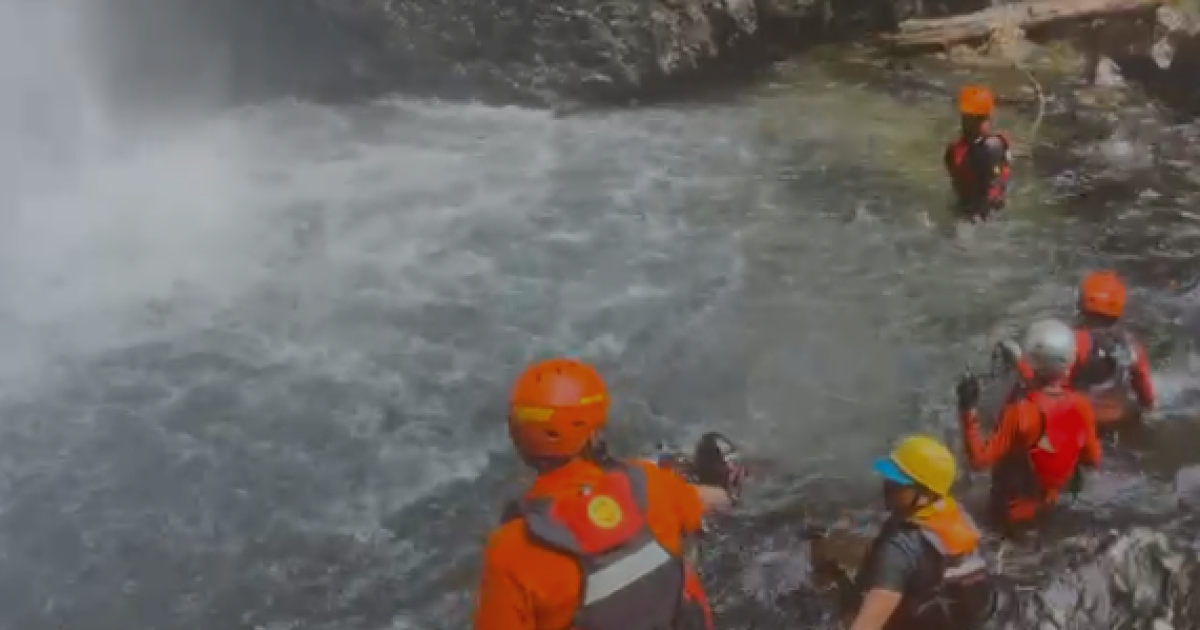 Tim SAR Gabungan Berhasil Evakuasi Korban Tenggelam di Curug Ciparay Pamijahan, Kabupaten Bogor