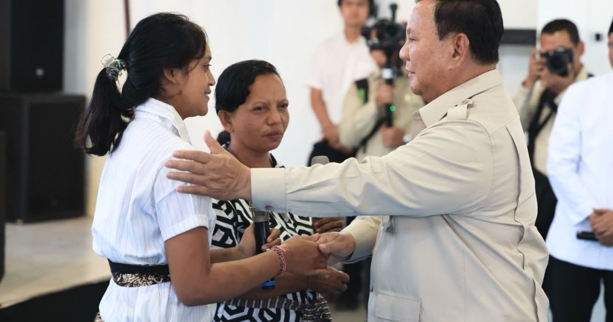 Presiden Prabowo Ajak Siswa Sekolah Rakyat di Tabanan Rajin Belajar dan Hormati Orang Tua