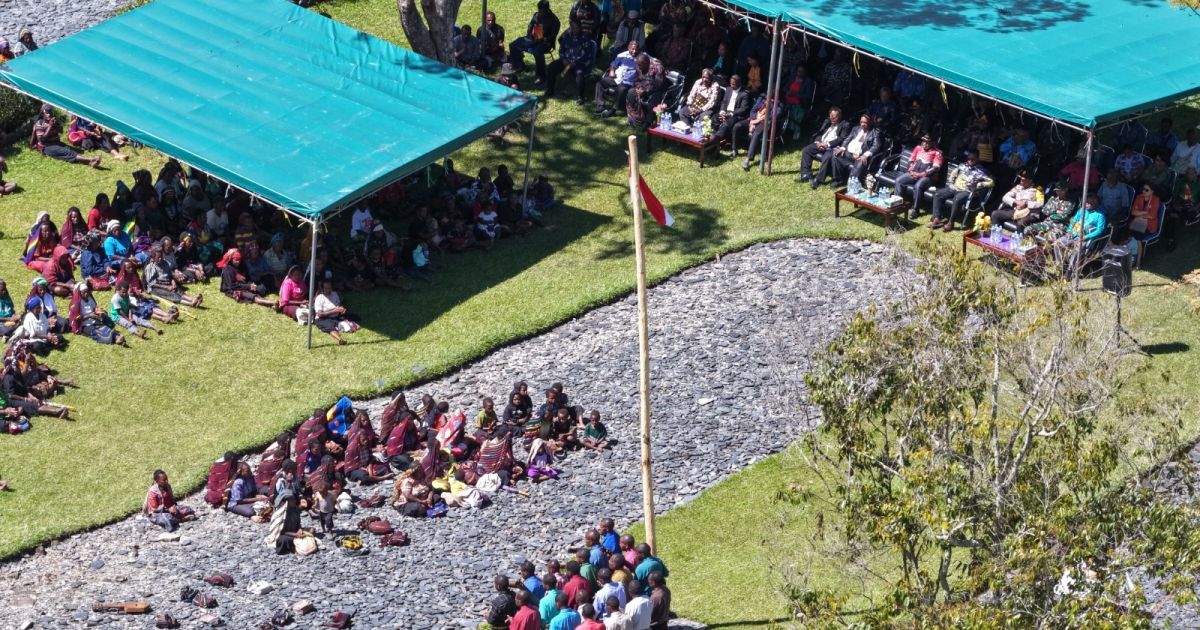 Penamatan Angkatan ke-56 Sekolah Alkitab Mulia Berlangsung Khidmat, Cetak Generasi Pelayan di Puncak Jaya