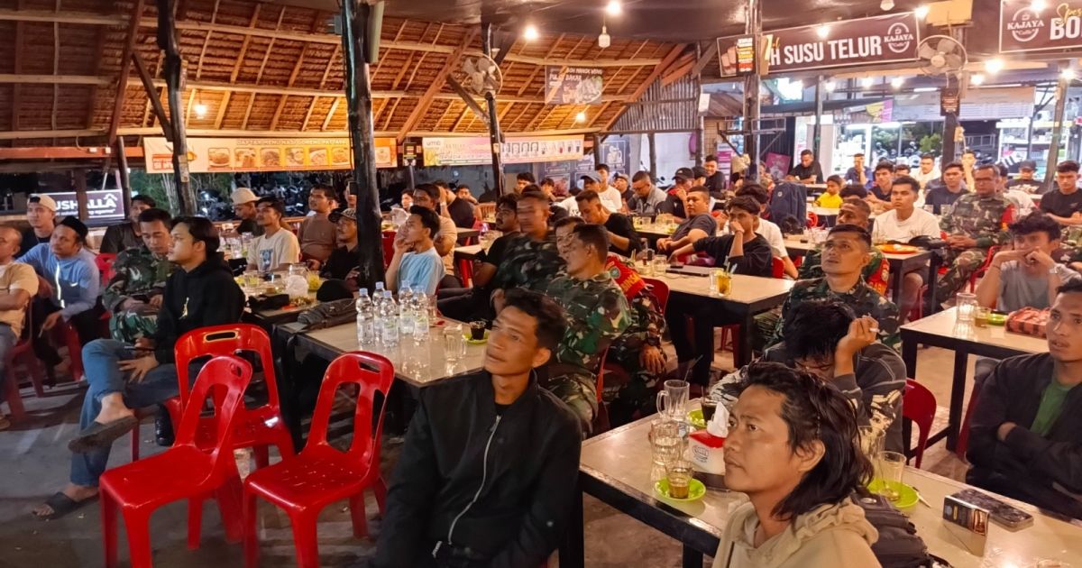 TNI Gelar Nobar  Kebangsaan Piala Dunia 1.500 Titik, Satukan Semangat Kebersamaan.
