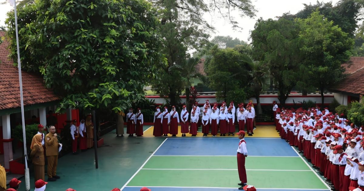 Tampung Aspirasi Sekolah dan Edukasi Anti Narkoba lewat program
