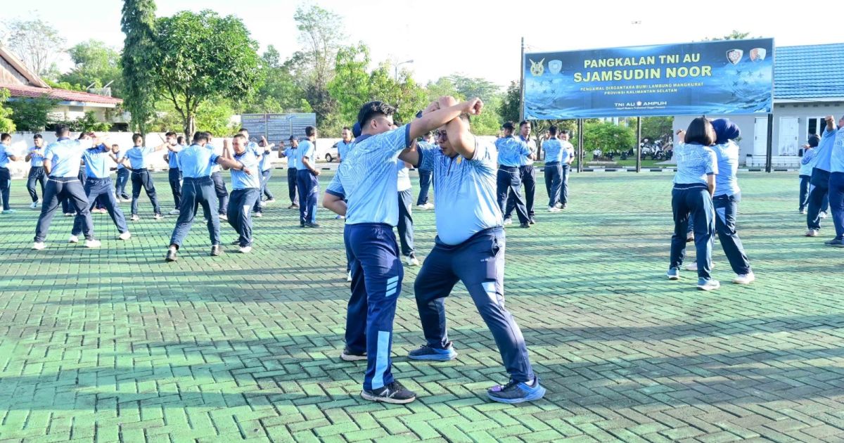 Lanud Sjamsudin Noor Asah Kemampuan Prajurit Lewat Latihan Bela Diri Taktis