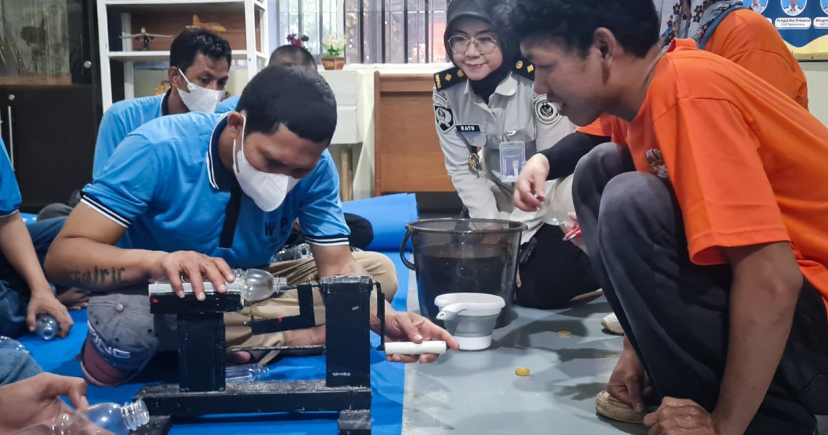 Lapas Cibinong Gandeng Betawi Online Gallery Gelar Pelatihan Kerajinan Daur Ulang