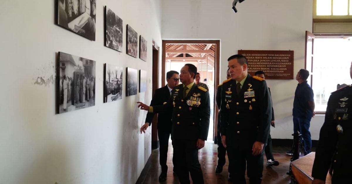 Panglima TNI Kunjungi Museum Diponegoro dan Museum Jenderal Sudirman di Magelang