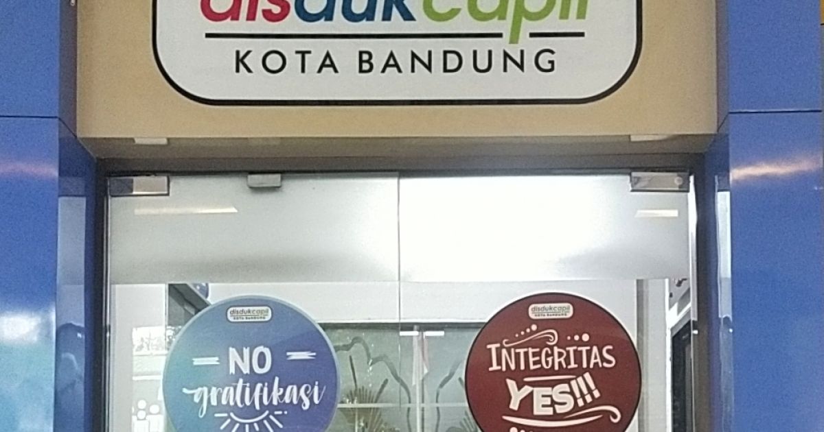 Krisis Operator Disdukcapil Bandung, Satu Petugas Tangani Dua Pekerjaan Demi Layanan KTP Warga