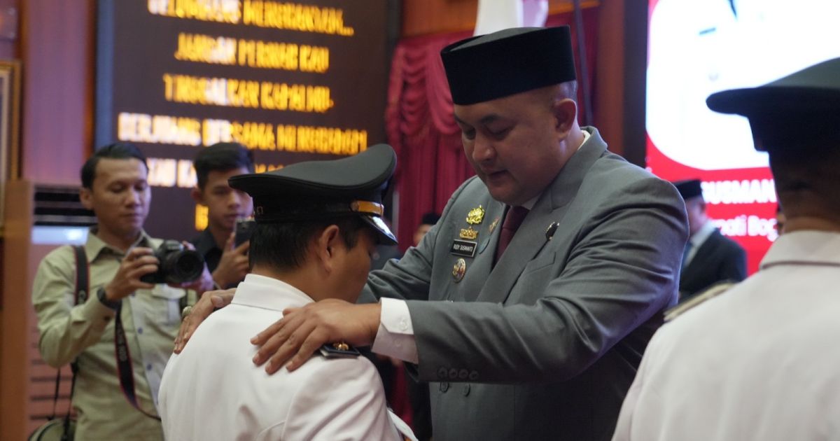 Bupati Bogor Rotasi 14 Pejabat Administrator dan Pengawas untuk Perkuat Kinerja