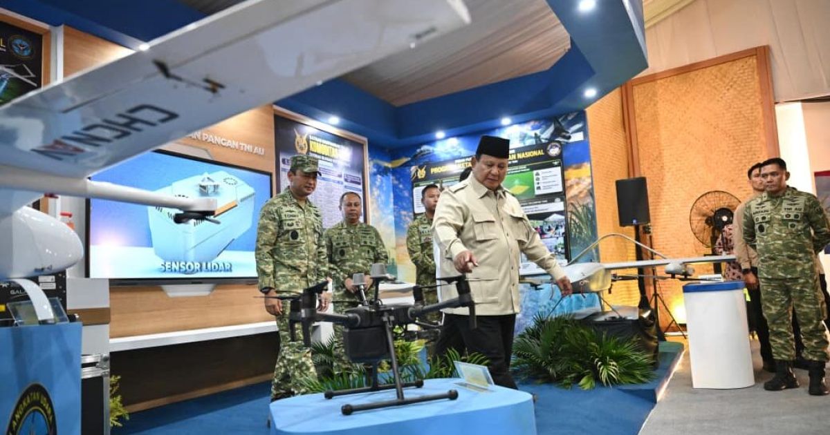 Presiden Prabowo Berdialog dengan Petani Saat Panen Raya Tebu di Malang, Serap Aspirasi untuk Perkuat Ketahanan Pangan
