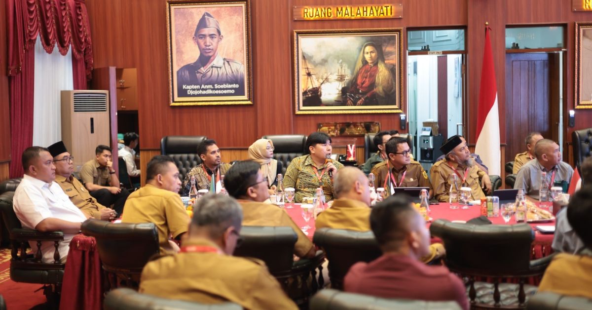 Bupati Bogor Siapkan Roadmap Pasar Karbon, Bidik Peluang Ekonomi Hijau dari Program Penanaman Pohon