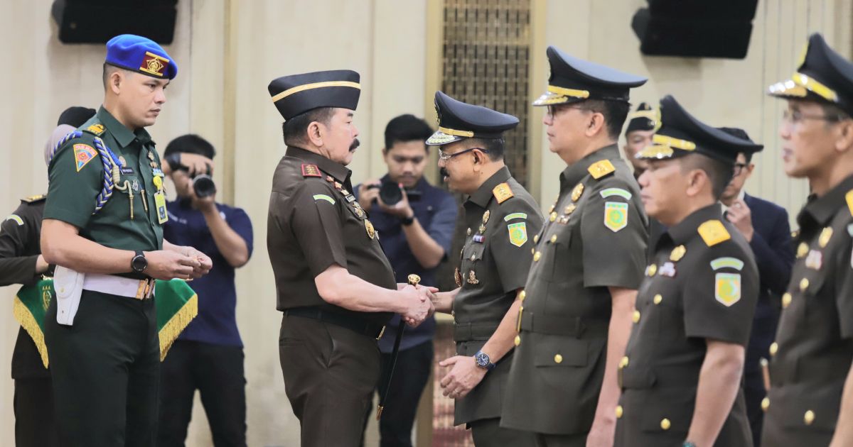 Jaksa Agung Minta Jampidsus Baru Kuntadi Pastikan Penanganan Kasus Korupsi Tetap Optimal